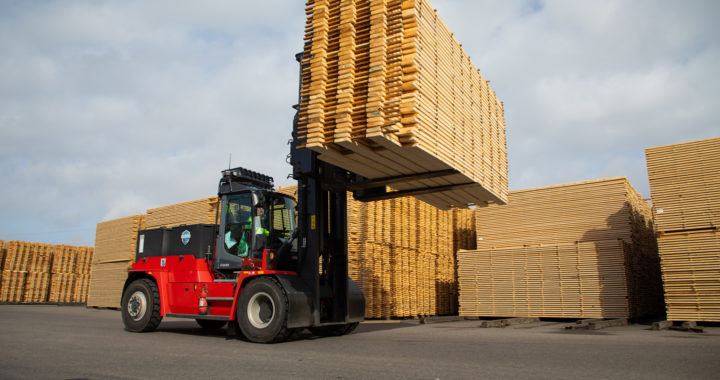 Kalmar Cargotec Electric Forklift